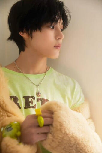 - main rapper - japanese - born june 28 2003 - emoji: 🐿️ - mbti: ENTP